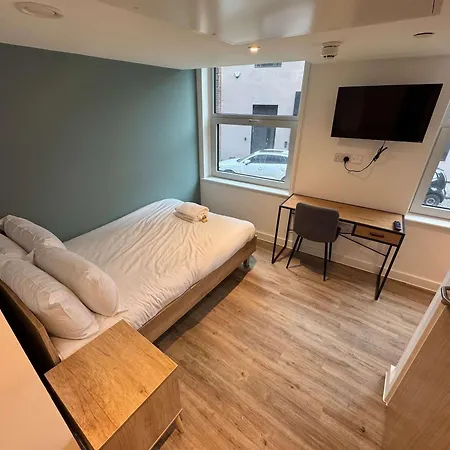 Flat Close To Queen Square - Flat 2a Apartment *