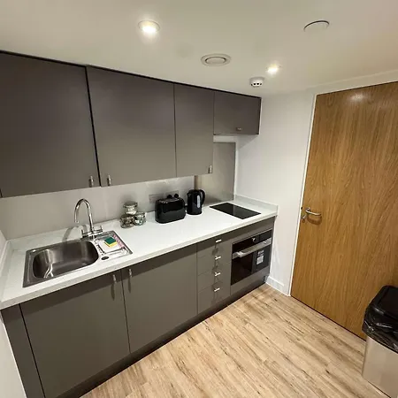 Flat Close To Queen Square - Flat 2a Апартаменти Бристоль