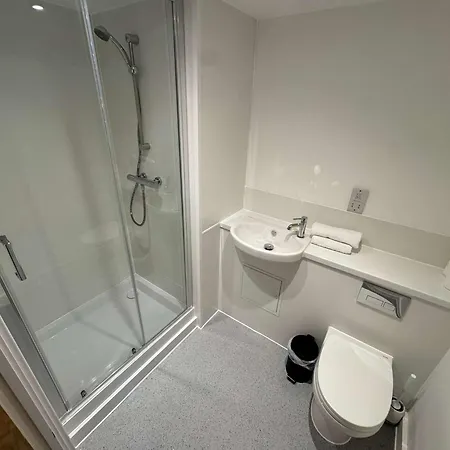 Flat Close To Queen Square - Flat 2a Apartment